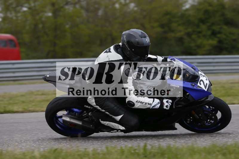 /Archiv-2024/14 25.04.2024 TZ Motorsport Training ADR/Gruppe gelb/23